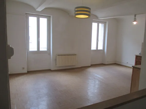 T4 de 86m² plein centre de bessèges