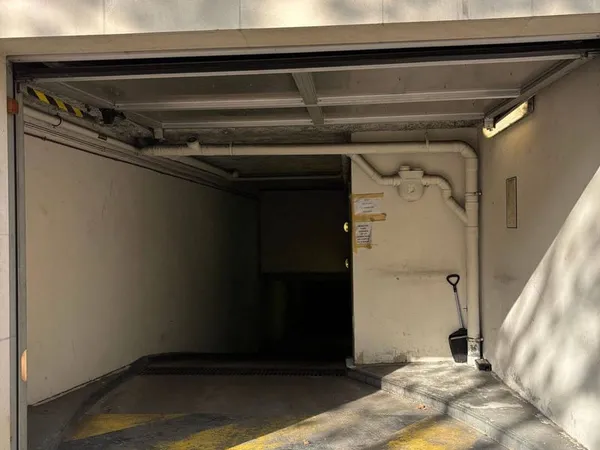 Parking 21 m²