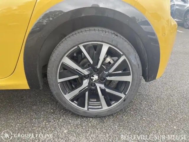 Peugeot 208 1.2 puretech 100ch s&amp;s gt pack — photo 11