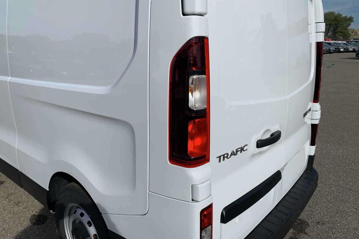 Renault TRAFIC FOURGON — photo 20