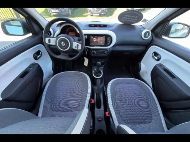 Renault Twingo 1.0 sce 65ch equilibre — photo 9