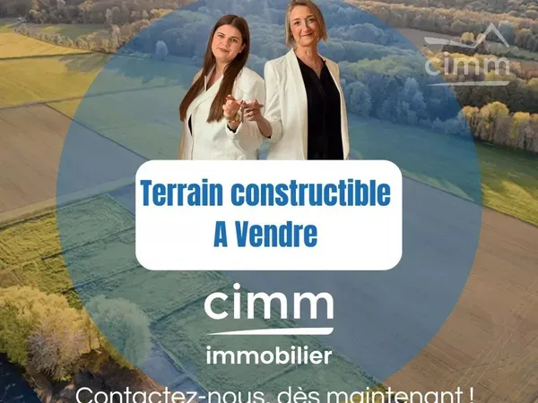 Terrain constructible 1 127 m² avec bâtisse à Eyrans