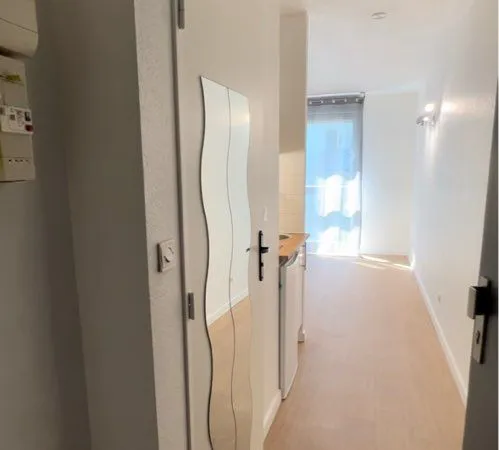 Studio à louer dans résidence