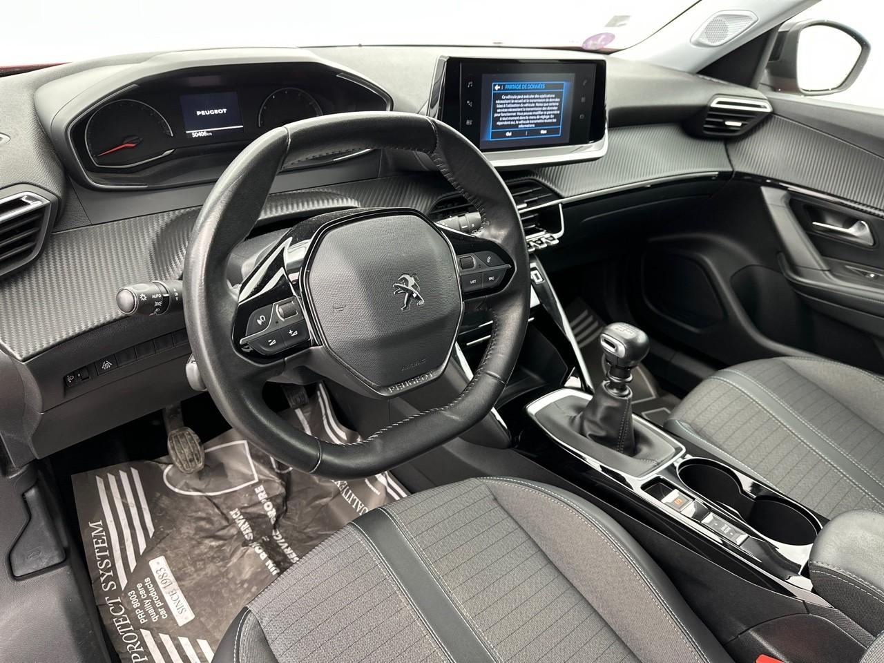 Peugeot 2008 puretech 100 s&s bvm6 allure — photo 8
