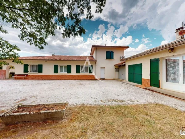 Propriété 11 pièces 248 m²