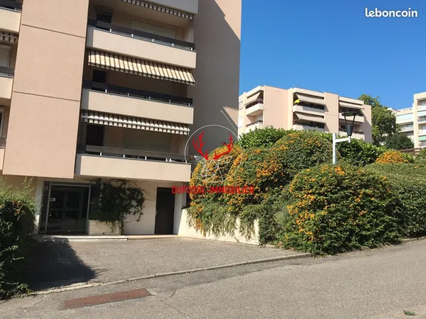 Appartement 3 pièces 81 m²