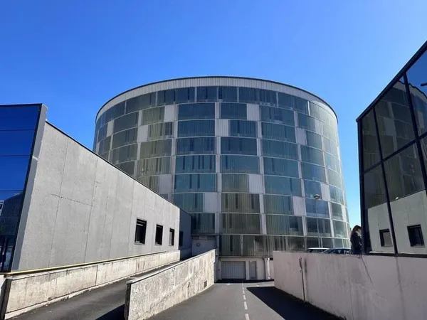 Stationnement Vente Clermont-Ferrand   75€