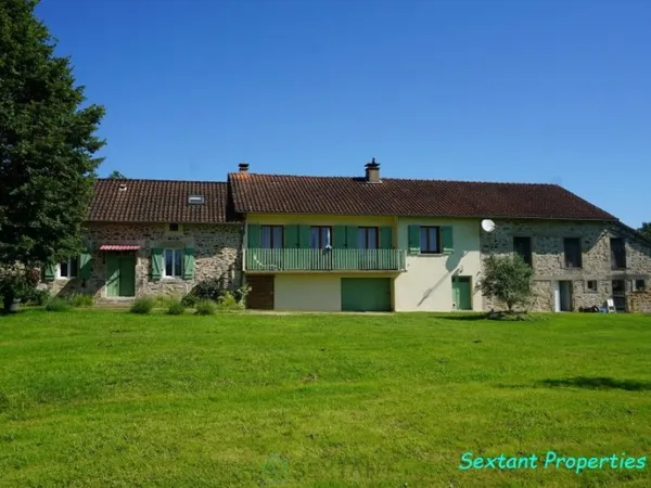 Maison 7 pièces 215 m²