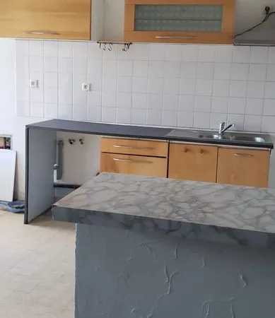 A louer maison à Armes avec terrain clos