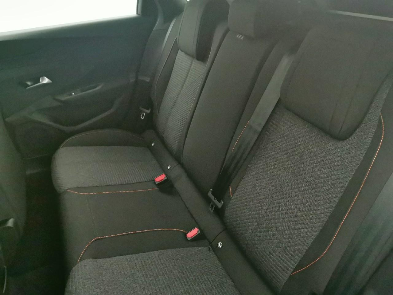 Peugeot 308 sw hybrid 145 e-dcs6 style — photo 13