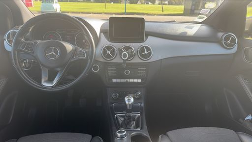 Mercedes Classe B 180 d  109 - Sensation – 2016 – 125662 km – Diesel – Boîte Manuelle — photo 31