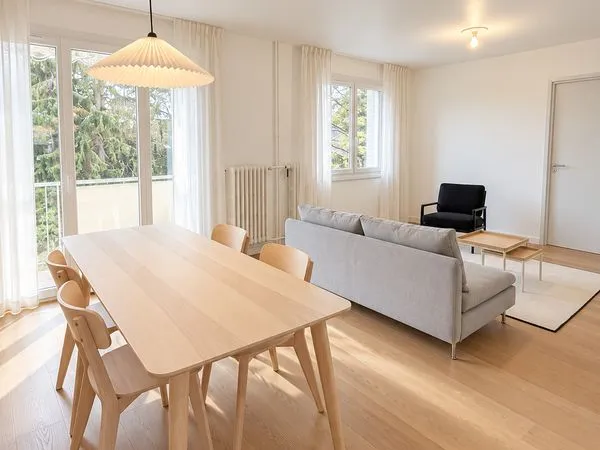 Appartement meublé rénové 75 m² - 2 chambres - 1 990 CC