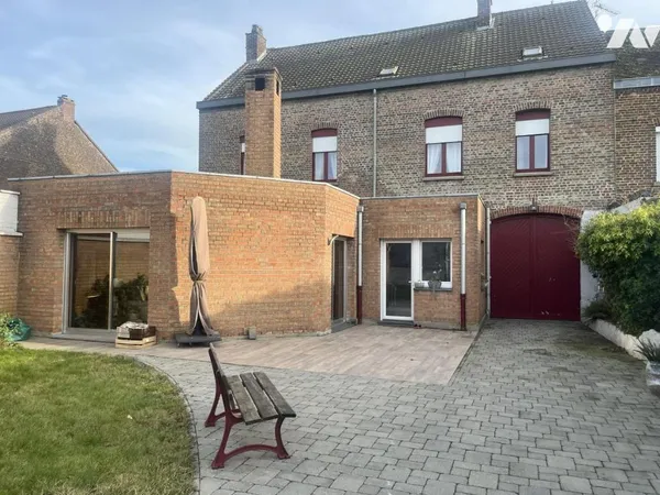 Maison 9 pièces 150 m²
