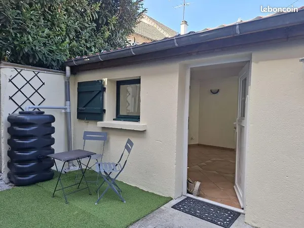 Studio 1 pièce 27 m²