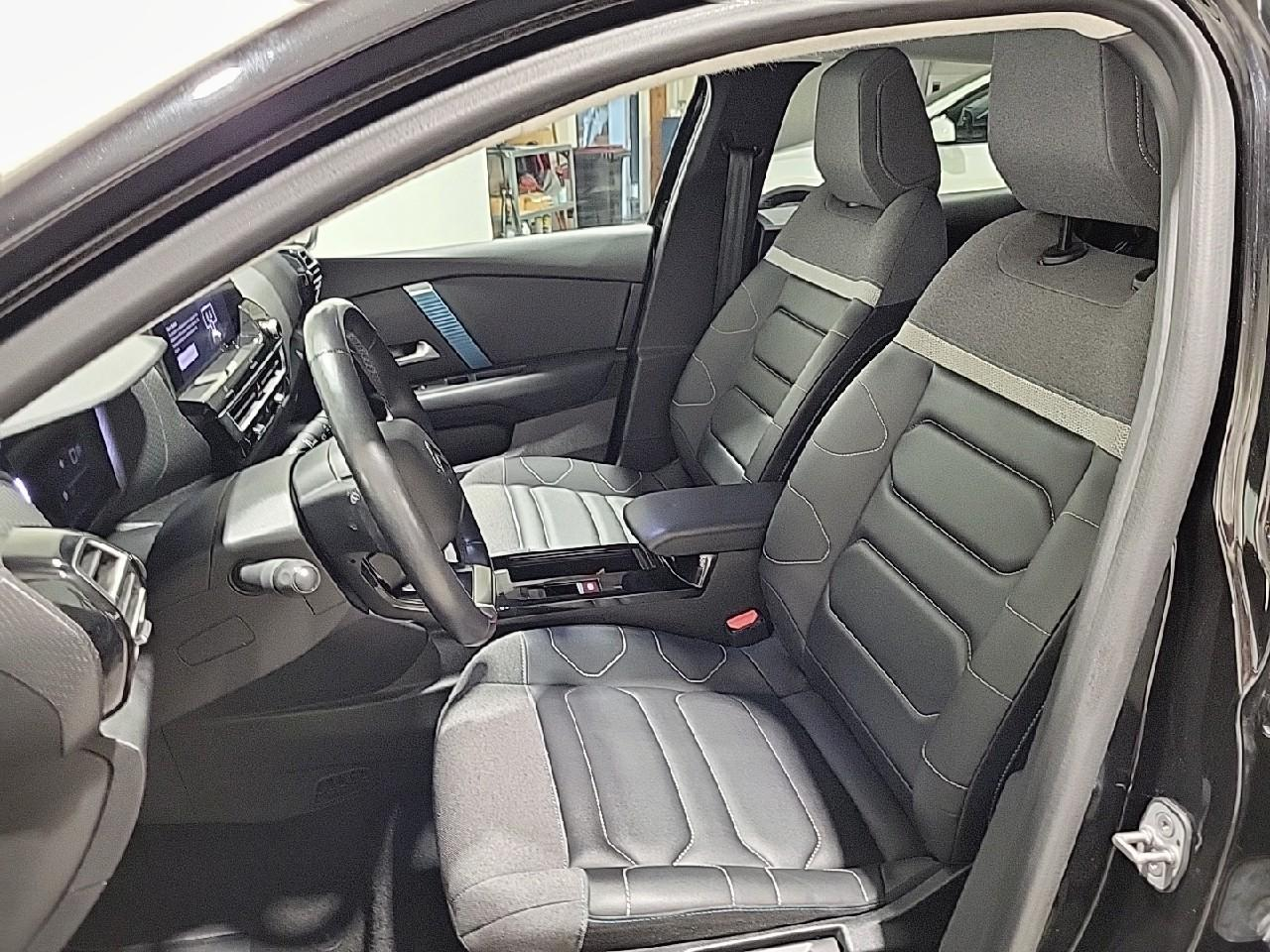 Citroën C4 X e-c4 x 136 ch automatique shine — photo 10