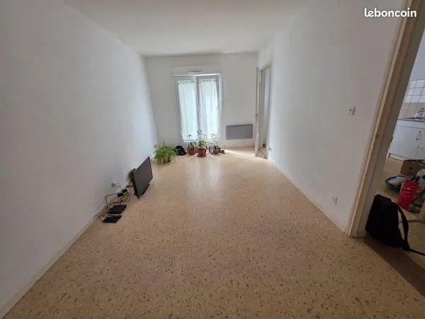 Loue appartement T2 - 48m2 - 513 CC