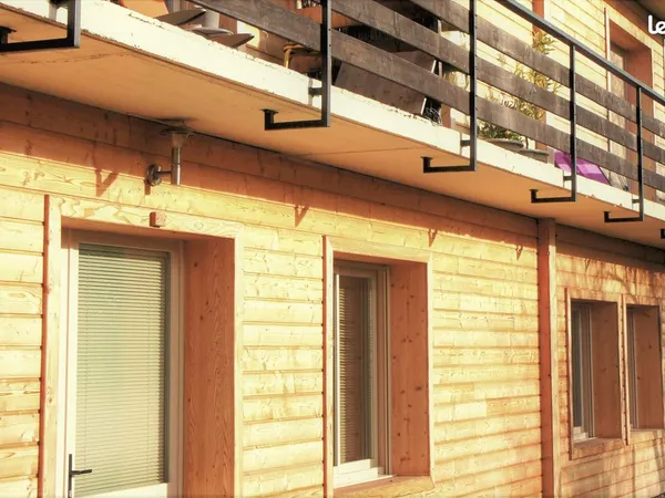 La Charité s/Loire - Appartement T2 spacieux et très lumineux - Rénovation récente - Parking -