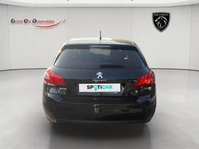 Peugeot 308 1.2 puretech 130ch ?6.c s&amp;s allure — photo 4