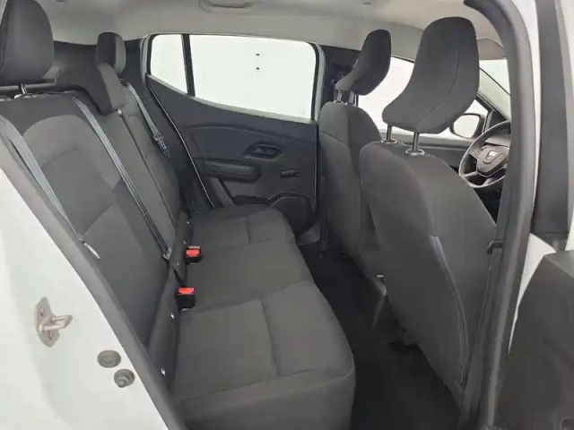 Dacia Sandero sce 65 — photo 315