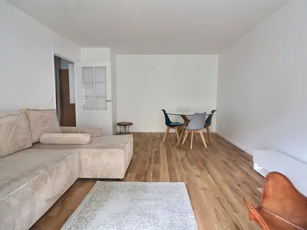 Appartement deux pièces 48m2 avec balcon