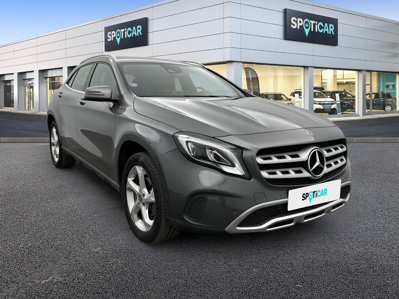 Mercedes Gla 180 sensation 7-g dct a — photo 3