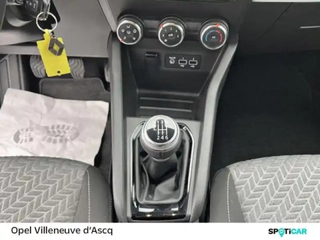 Renault Clio 1.0 tce 90ch limited -21n — photo 15