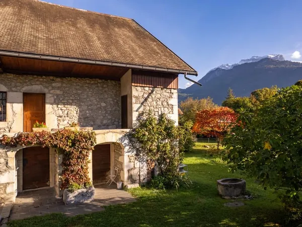 Ferme familiale à 4 min du lac d'Annecy