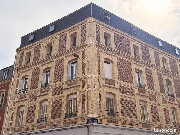 Appartement 7 pièces 144 m²