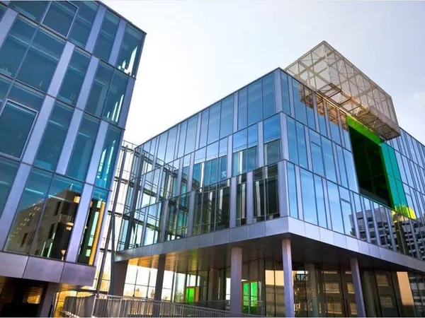 Bureaux 4516 m²