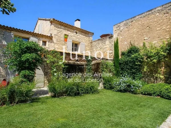 Maison 6 pièces 180 m²