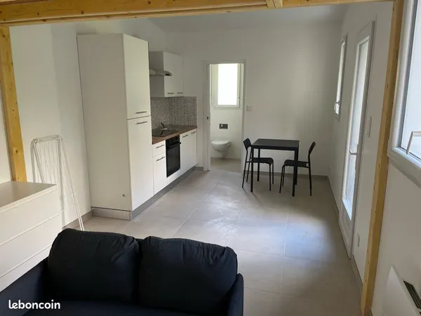 Studio meublé