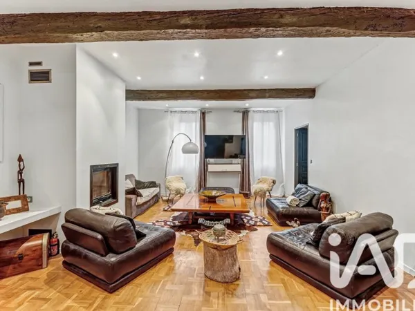 Immeuble 315 m²