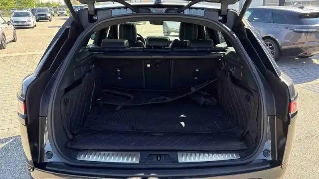 Land Rover Range Rover velar 2.0l p400e phev 404ch — photo 12