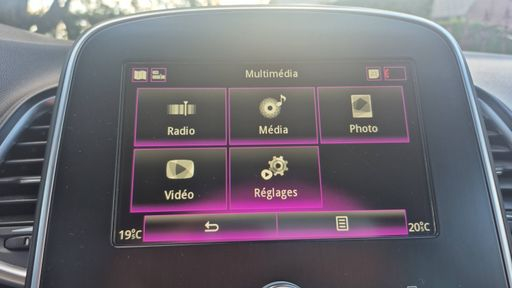 Renault Scenic 1.7 dCi 120 - Limited – 2019 – 112045 km – Diesel – Boîte Manuelle — photo 10