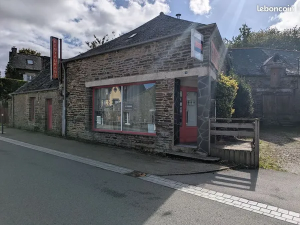 Pizzeria, restaurant 80 m² PLELAUFF