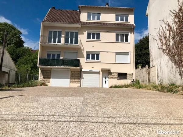 Location T2 MONTFERMEIL
