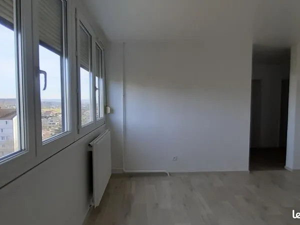 Appartement 4 pièces 81 m²