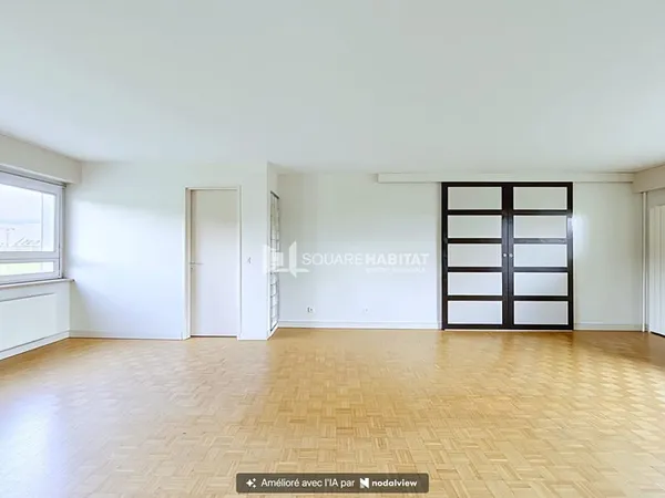 Bel appartement T5 118m² au pied de la place des Lices