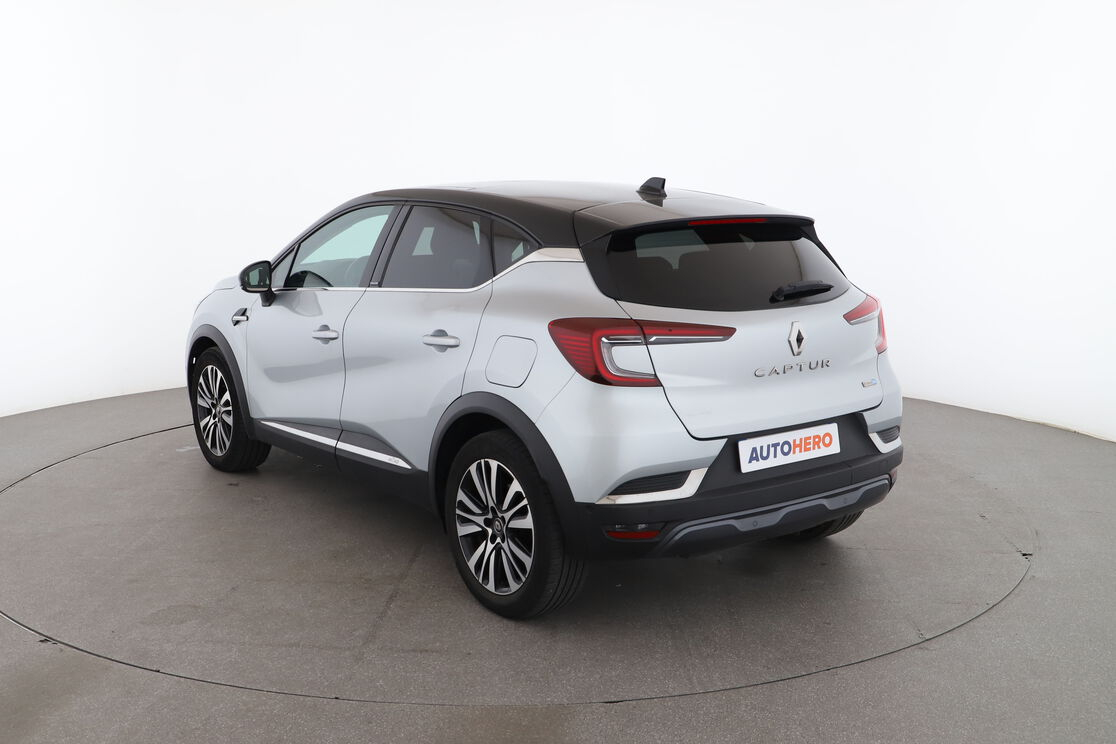 Renault Captur 1.6 E-Tech Plug-in Initiale Paris — photo 3