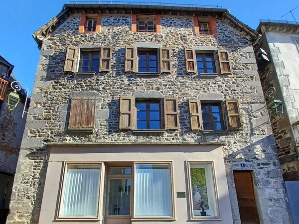 Immeuble 130 m²