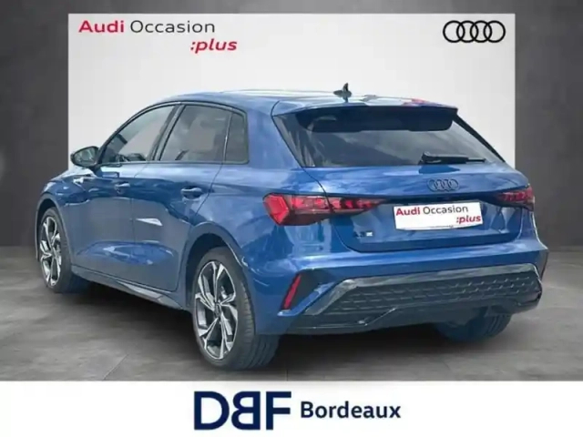 Audi A3 tfsi e hybride rechargeable 204 s tronic 6 s line — photo 3