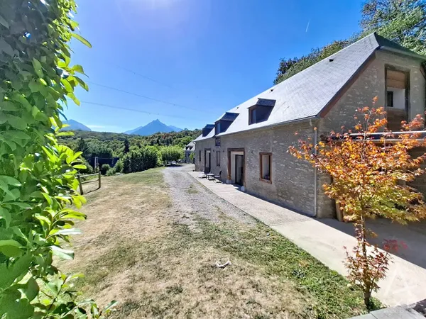 Maison de caractère 4 pièces 211 m²