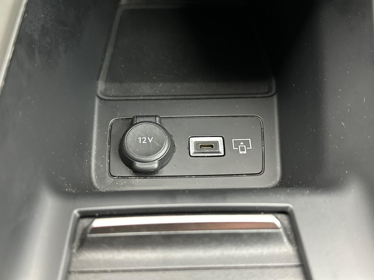 Peugeot 308 hybrid 145 e-dcs6 allure — photo 33
