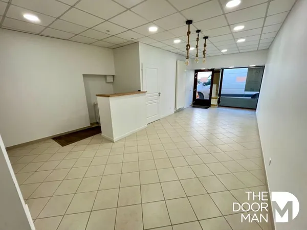 Local commercial 65 m²
