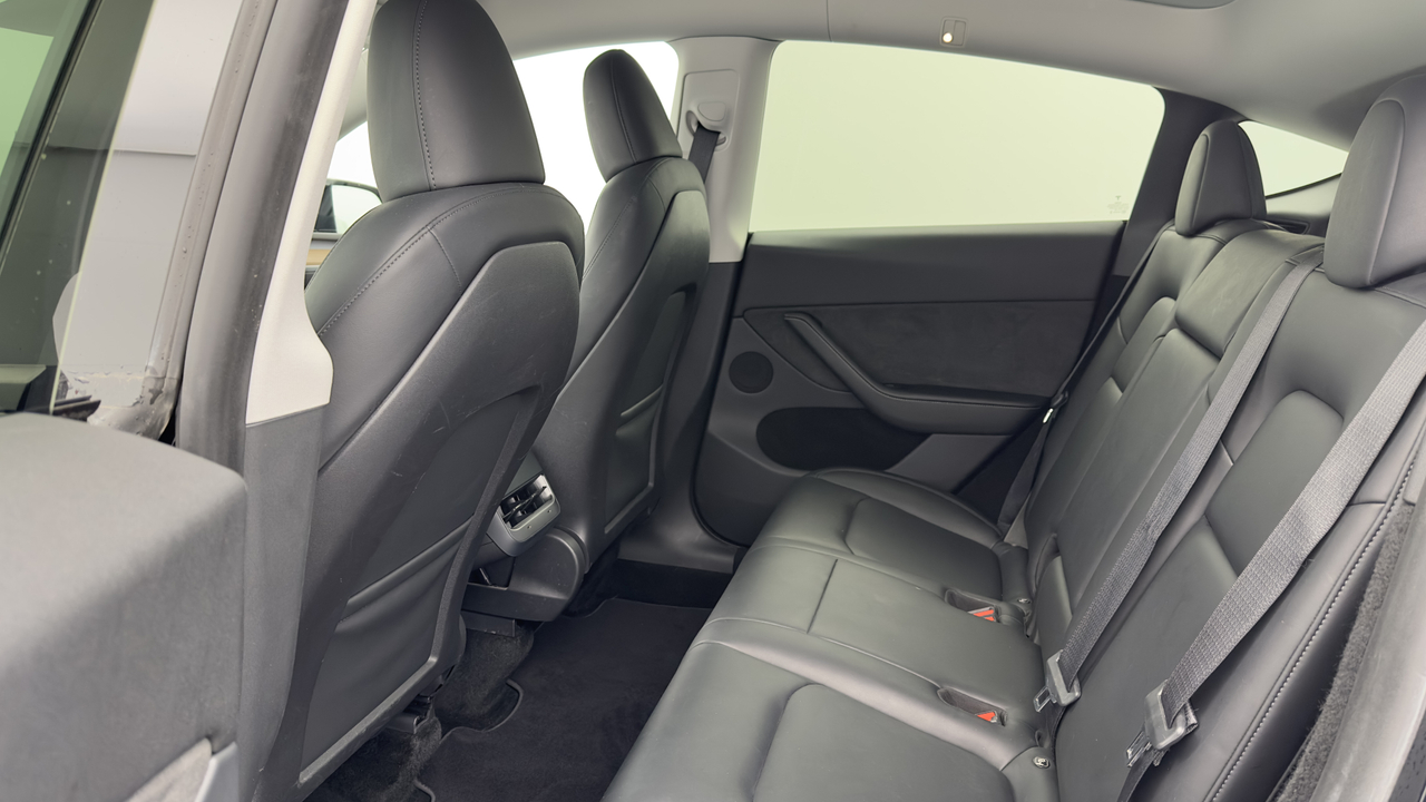 Tesla MODEL Y Grande Autonomie Dual Motor AWD — photo 30