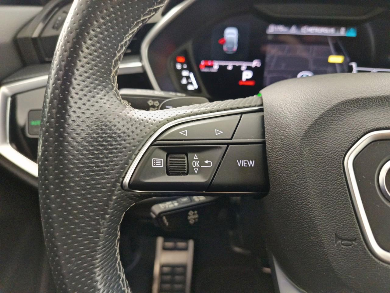 Audi Q3 sportback 35 tfsi 150 ch s tronic 7 s edition — photo 17