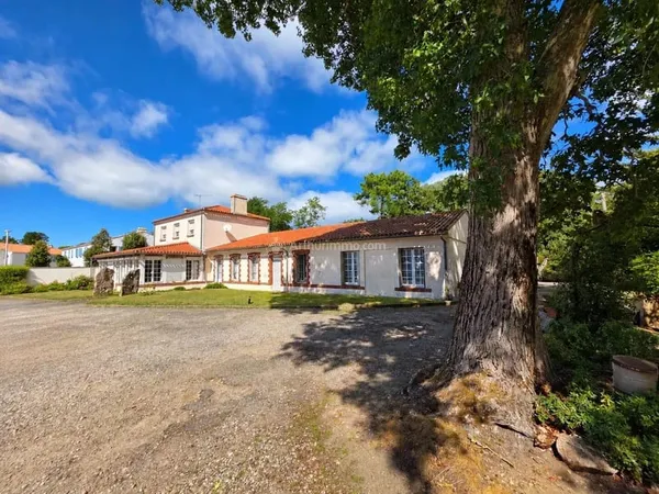 NOIRMOUTIER-EN-L'ÎLE - BOIS DE LA CHAISE - PROPRIÉTÉ À RÉINVENTER