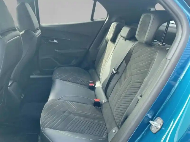 Peugeot 2008 electrique 54 kwh 156 ch — photo 12