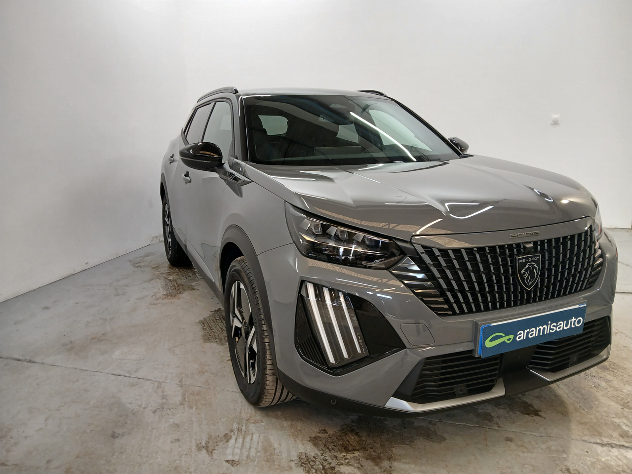 Peugeot 2008 — photo 1