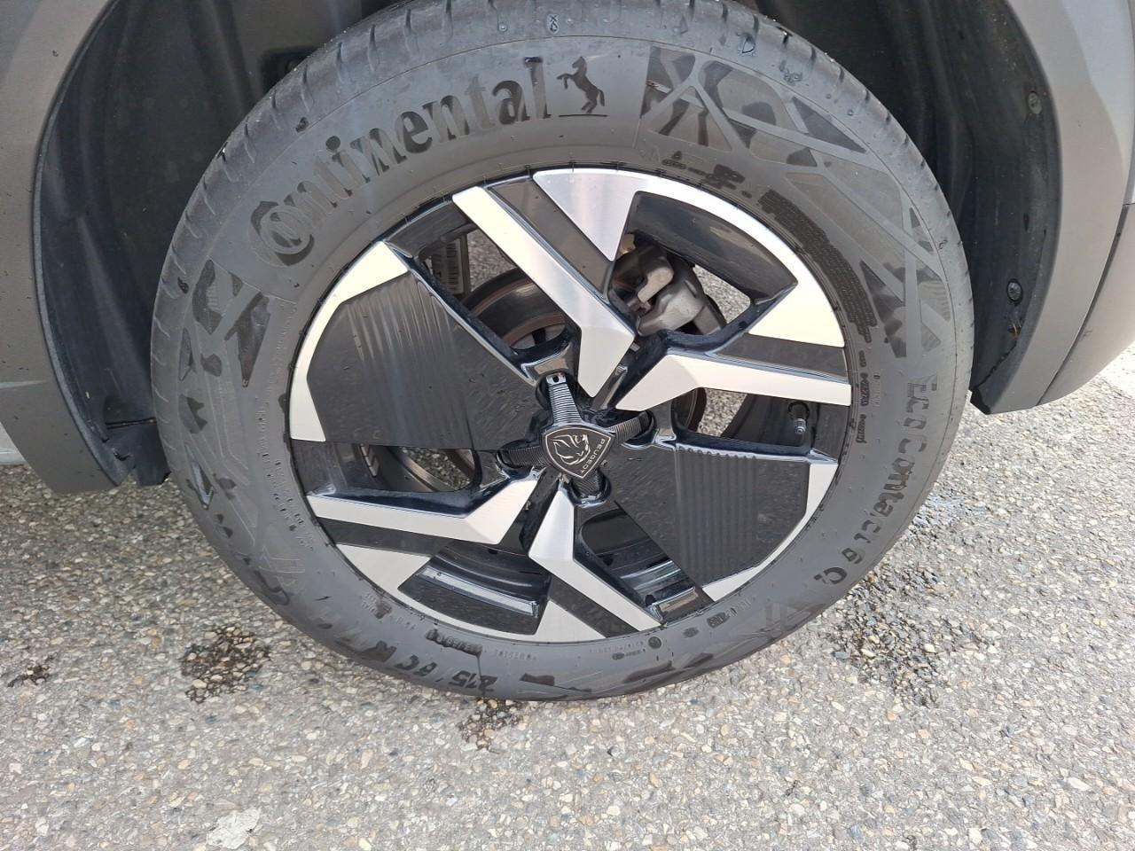 Peugeot 2008 1.2 100ch s&s allure — photo 11